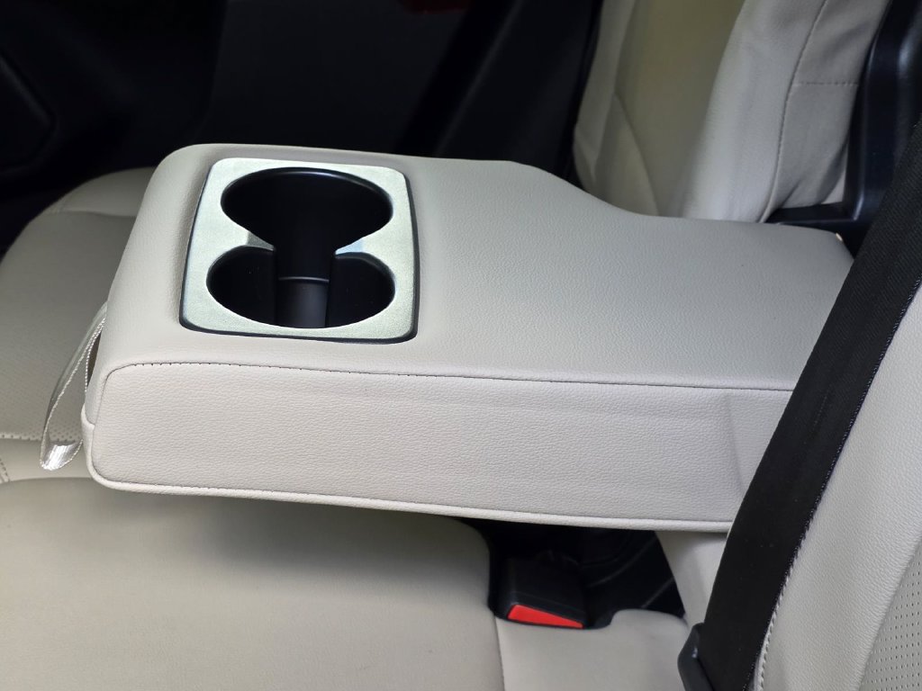 Used 2022 Ford Escape SEL FWD image 11