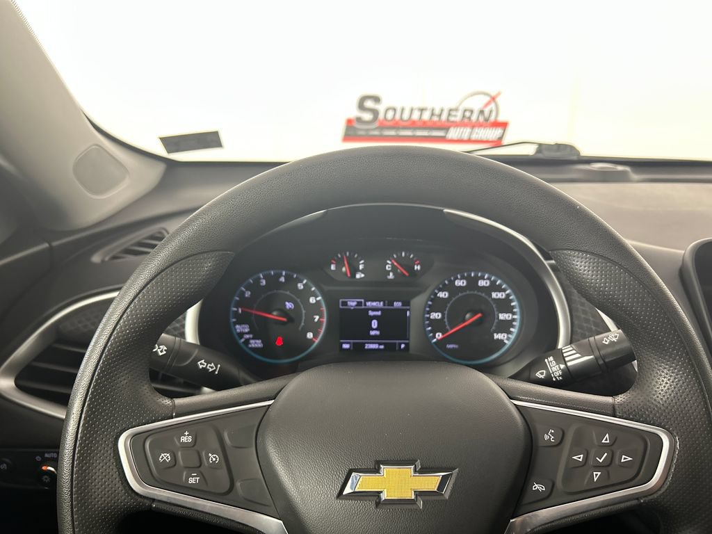 Used 2022 Chevrolet Malibu LS FWD image 13