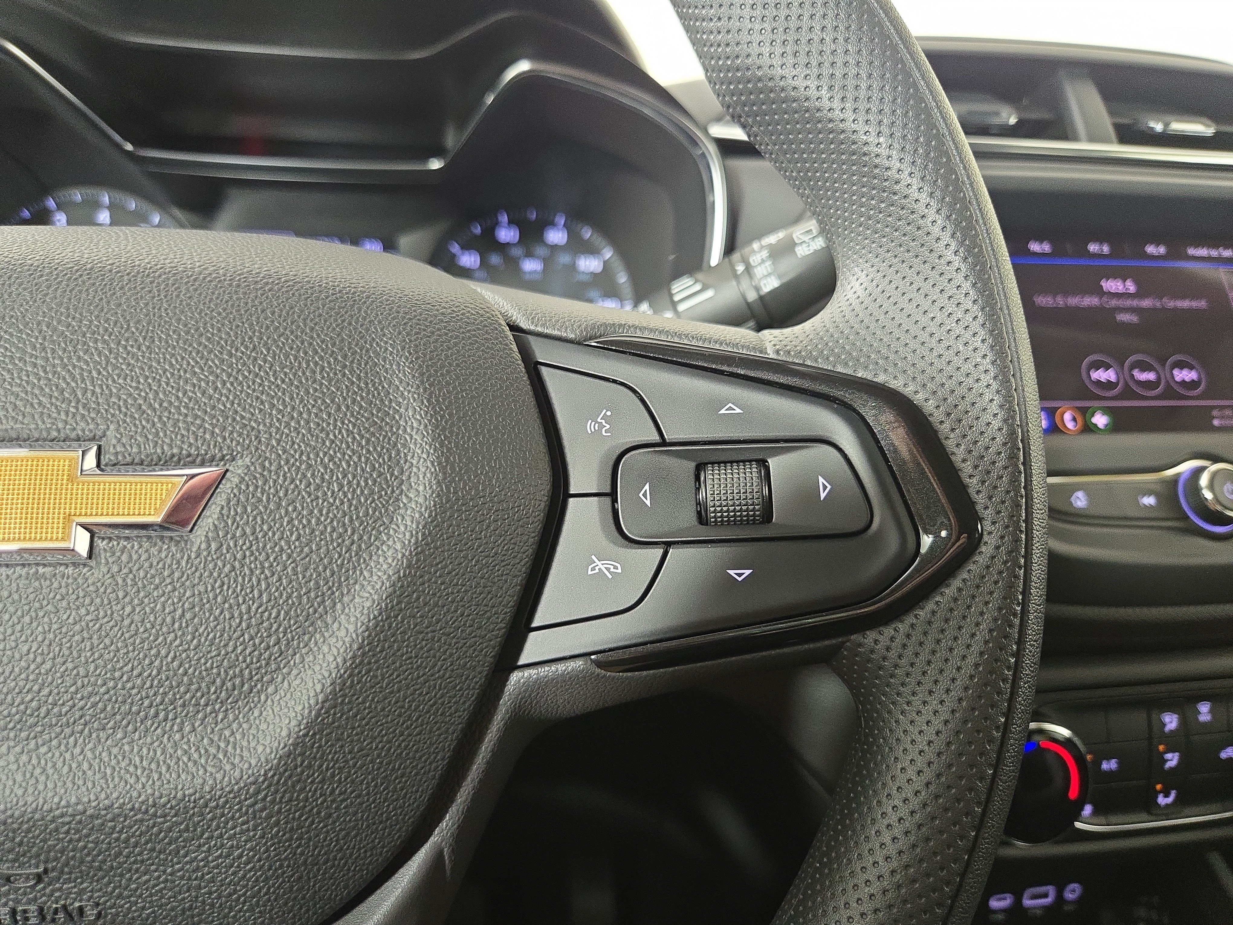 Certified 2023 Chevrolet TrailBlazer LT AWD/4WD image 16