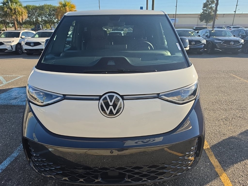 Used 2025 Volkswagen ID. Buzz Pro S Plus AWD/4WD image 2