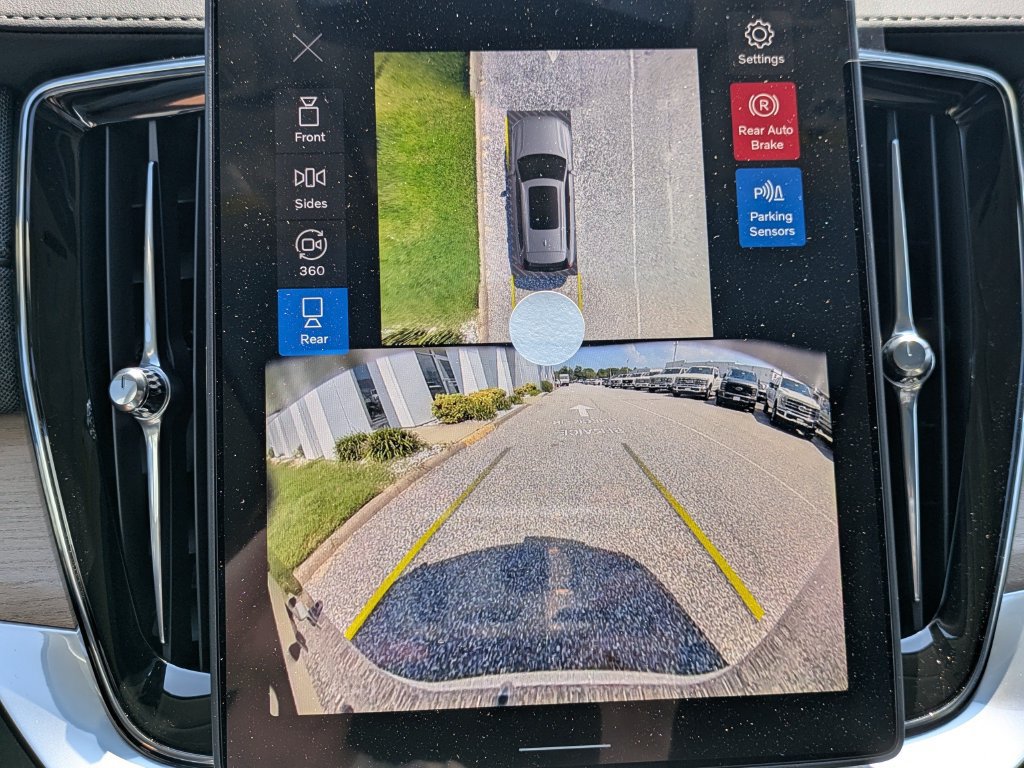 New 2027 Volvo XC90 B6 Plus AWD/4WD image 20