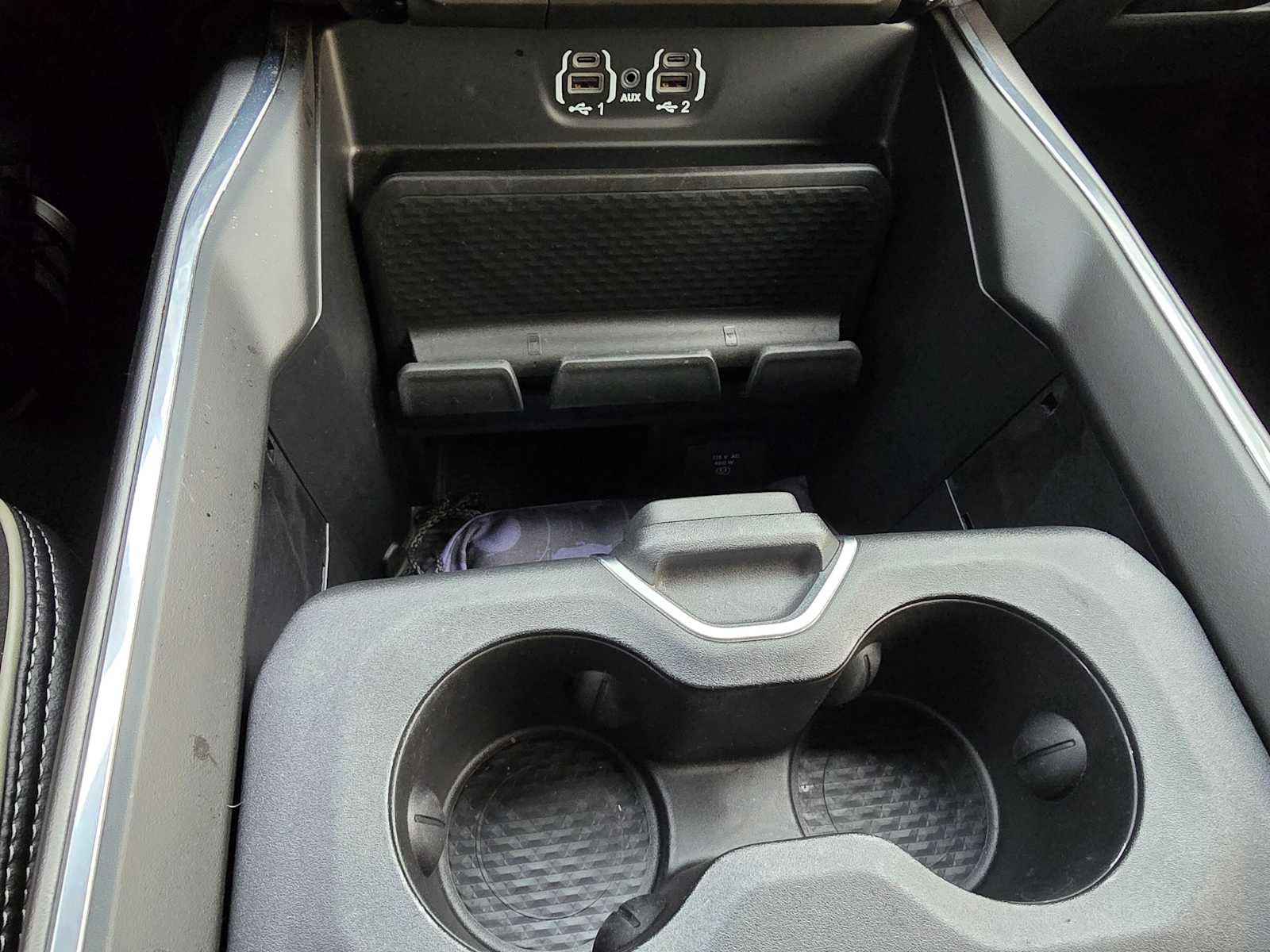 Used 2024 RAM 3500 Laramie w/ Night Edition image 34