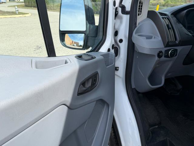 Used 2017 Ford Transit 150 XL image 24