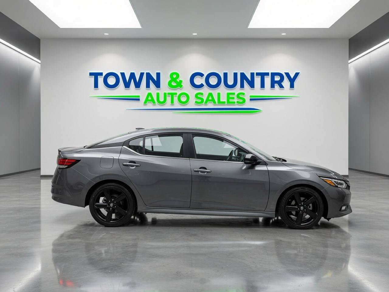 Used 2022 Nissan Sentra SR w/ SR Premium Package FWD image 7