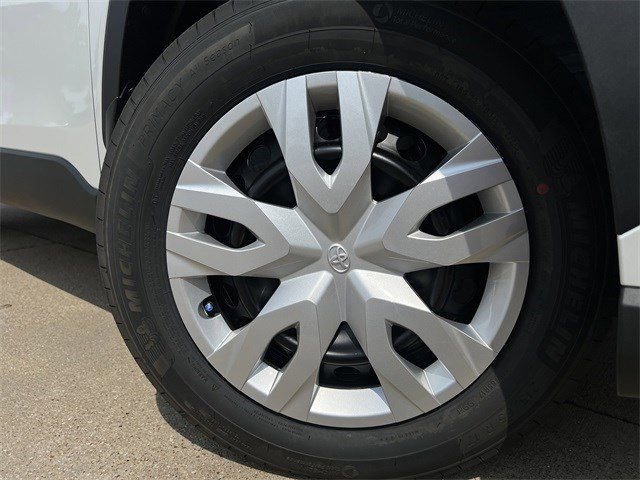 New 2026 Toyota Corolla Cross L image 9