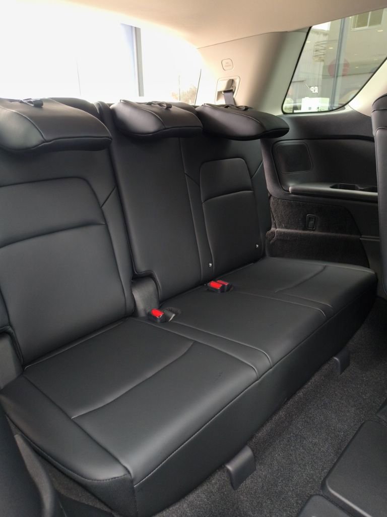 New 2026 Nissan Pathfinder Platinum image 35