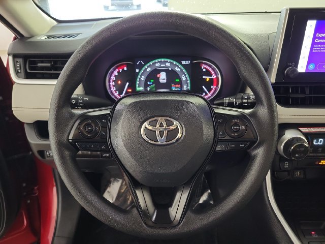 Used 2024 Toyota RAV4 XLE w/ Convenience Package FWD image 27