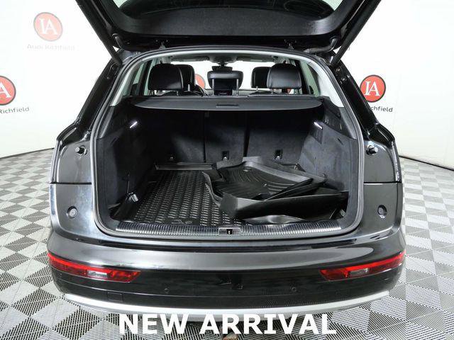 Used 2018 Audi Q5 Prestige w/ Prestige Package image 10