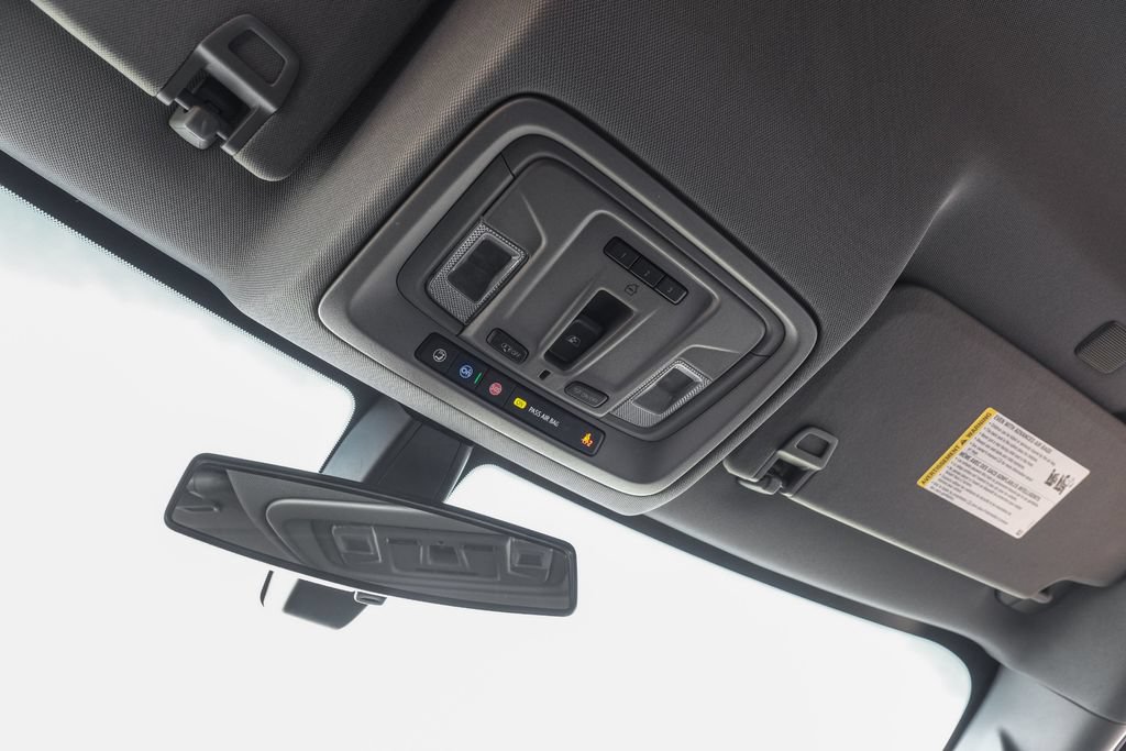 Used 2019 Chevrolet Silverado 1500 LT w/ Texas Edition AWD/4WD image 28