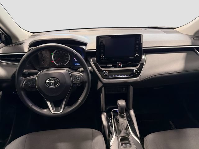 Certified 2022 Toyota Corolla Cross LE w/ Moonroof Package AWD/4WD image 19