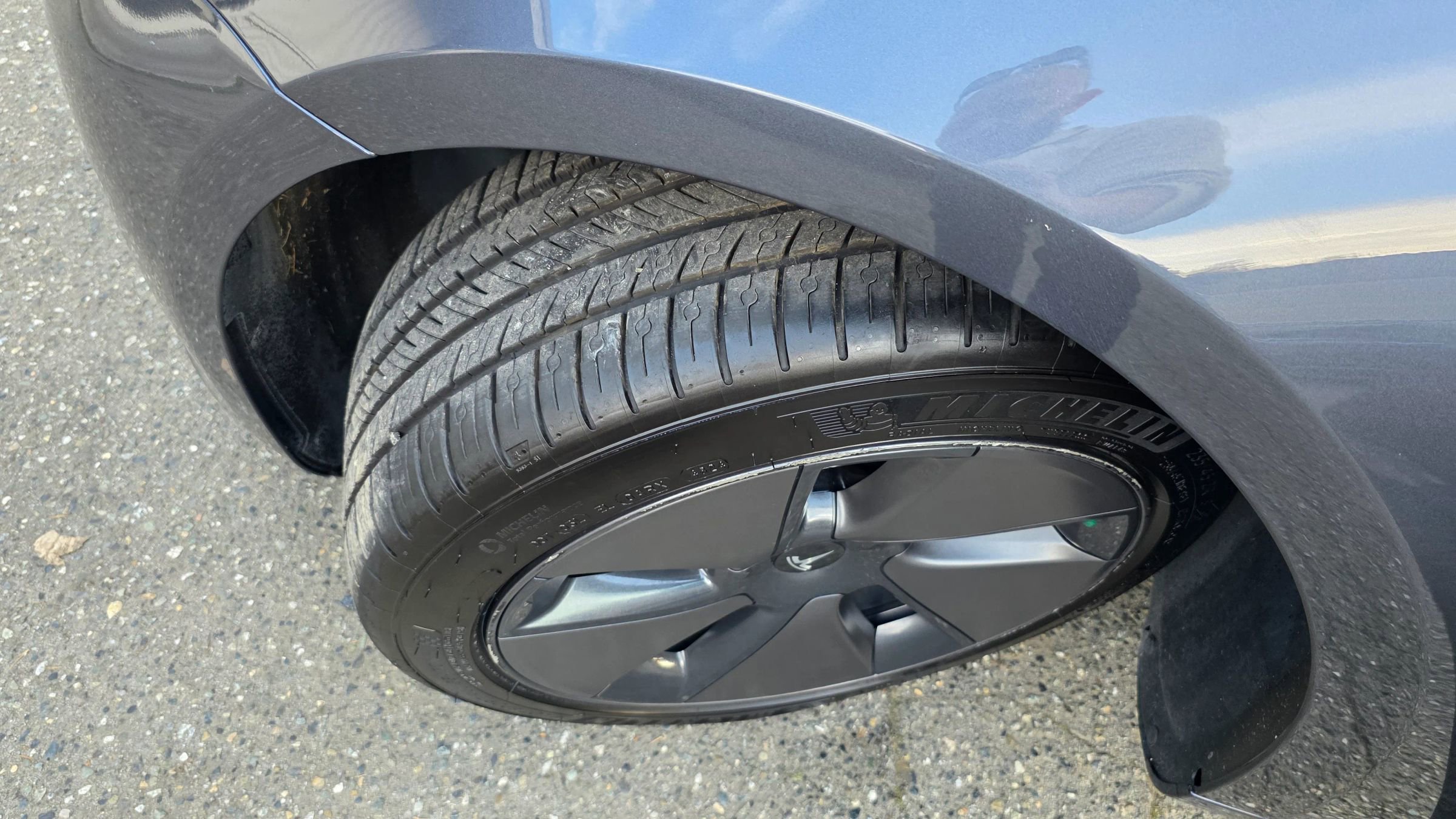 Used 2023 Tesla Model 3 Standard Range image 19