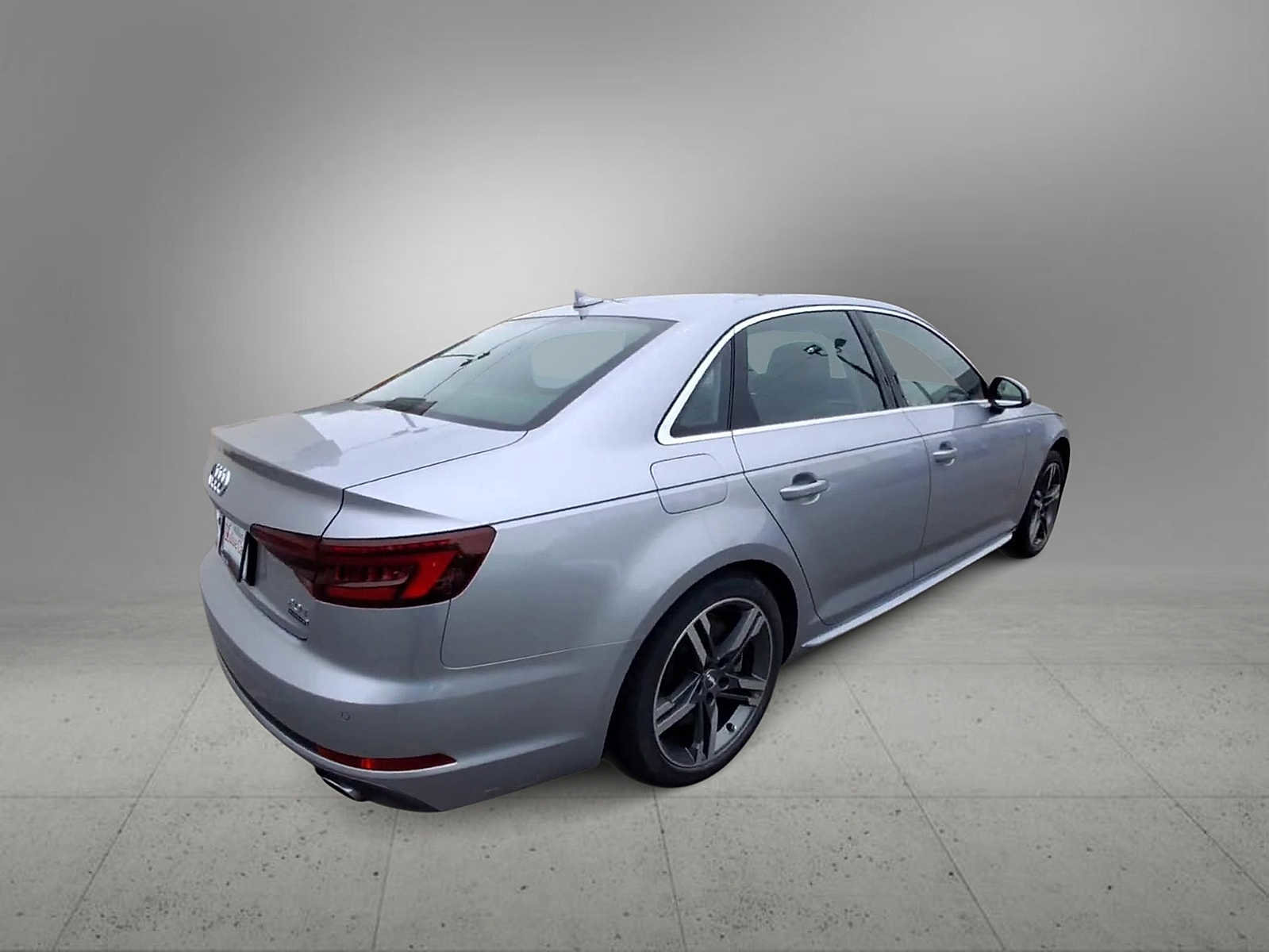 Used 2018 Audi A4 2.0T Premium Plus w/ Premium Plus Package AWD/4WD image 8
