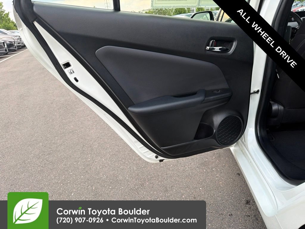 Used 2020 Toyota Prius LE w/ Carpet Mat Package AWD/4WD image 18