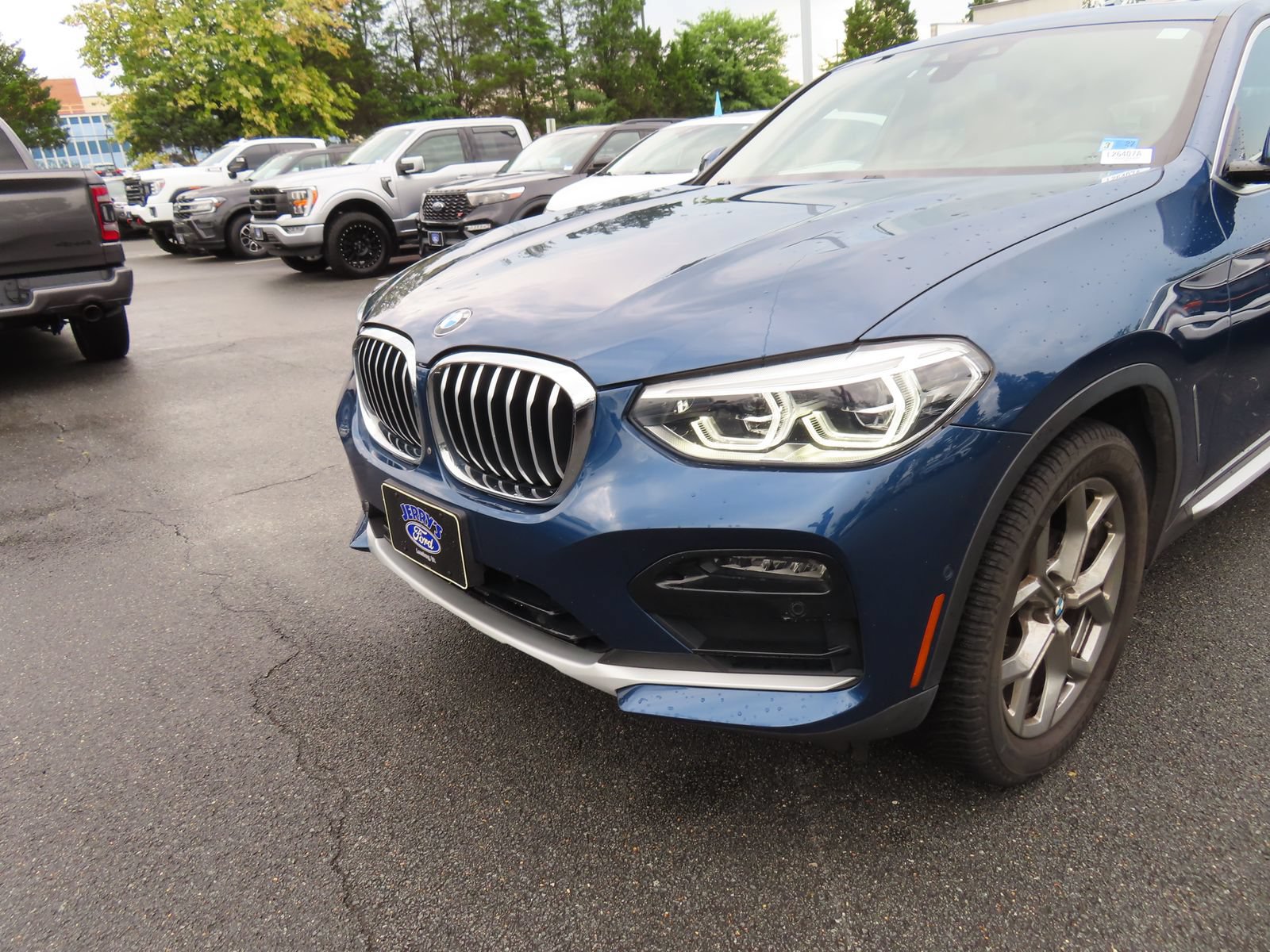Used 2021 BMW X4 xDrive30i w/ Executive Package AWD/4WD image 9