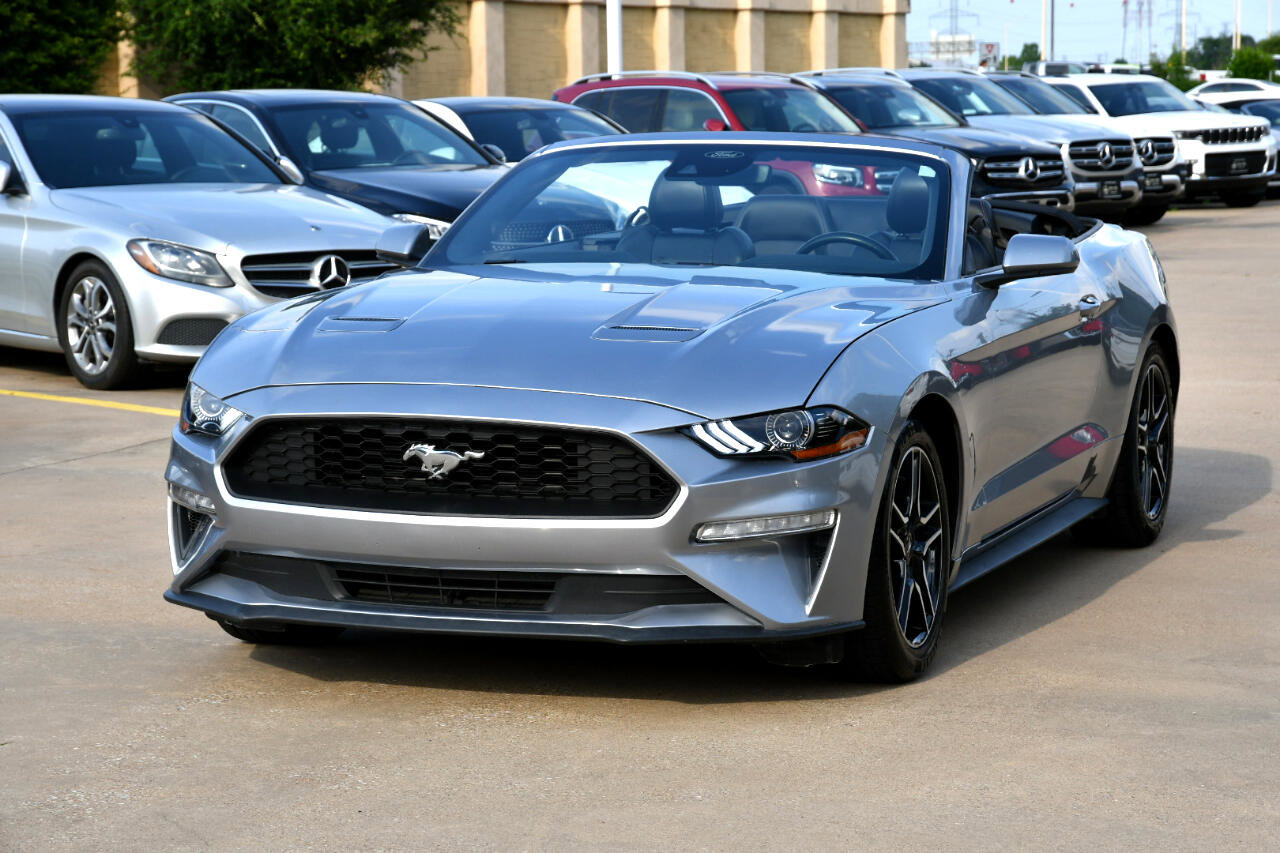 Used 2023 Ford Mustang Premium image 2