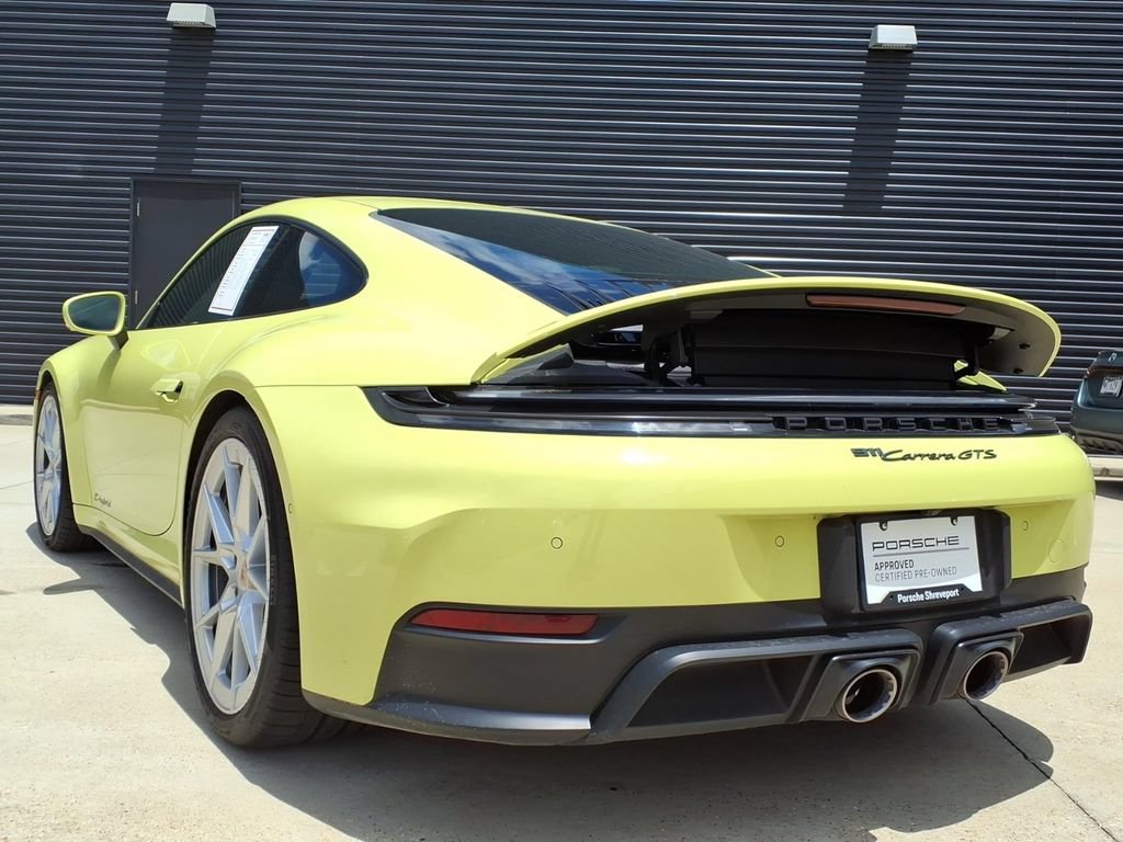 Certified 2025 Porsche 911 Carrera GTS RWD image 3
