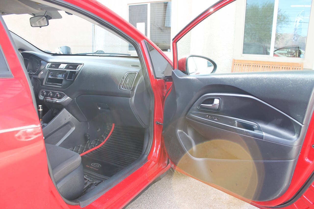 Used 2017 Kia Rio LX w/ Power Package FWD image 28