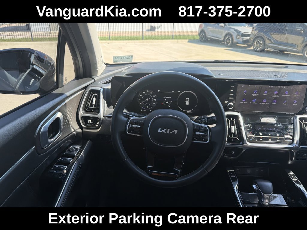 Used 2023 Kia Sorento SX AWD/4WD image 13