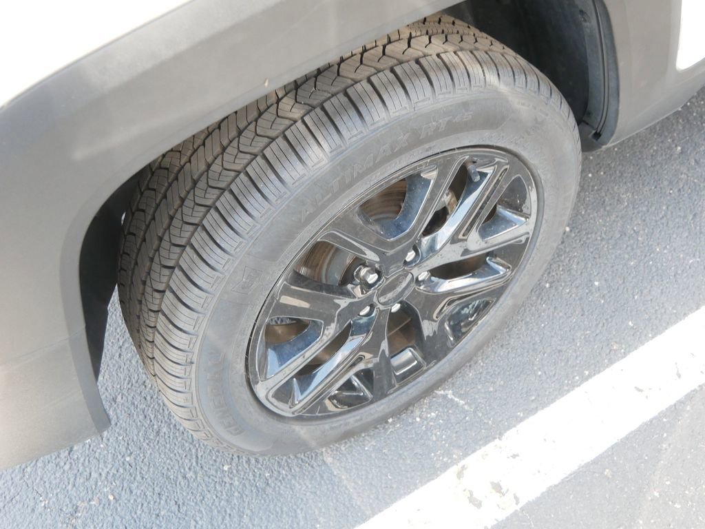 Used 2022 Jeep Renegade Altitude AWD/4WD image 5