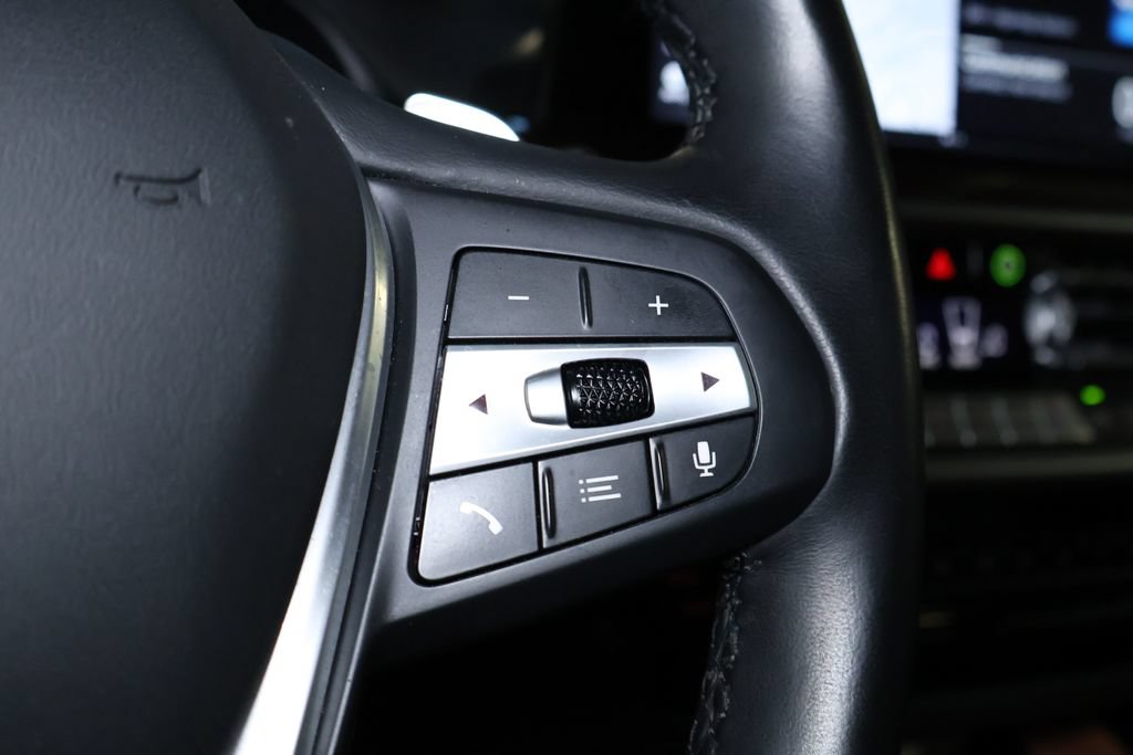 Used 2022 BMW X4 xDrive30i AWD/4WD image 19