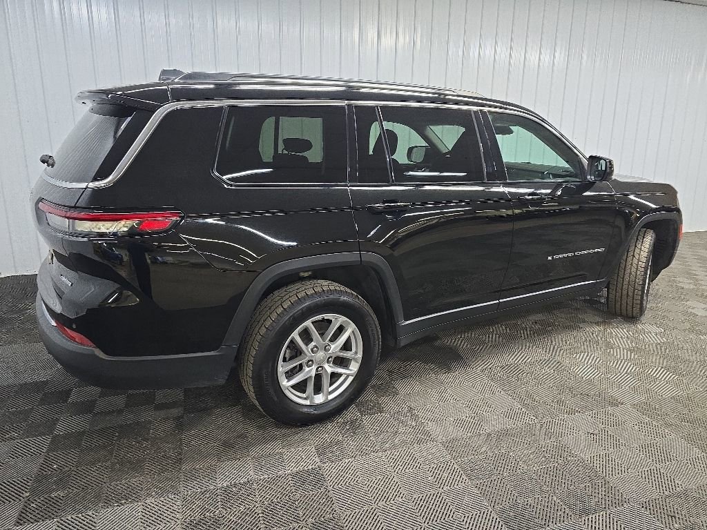 Used 2024 Jeep Grand Cherokee L Laredo w/ Trailer Tow Package AWD/4WD image 3