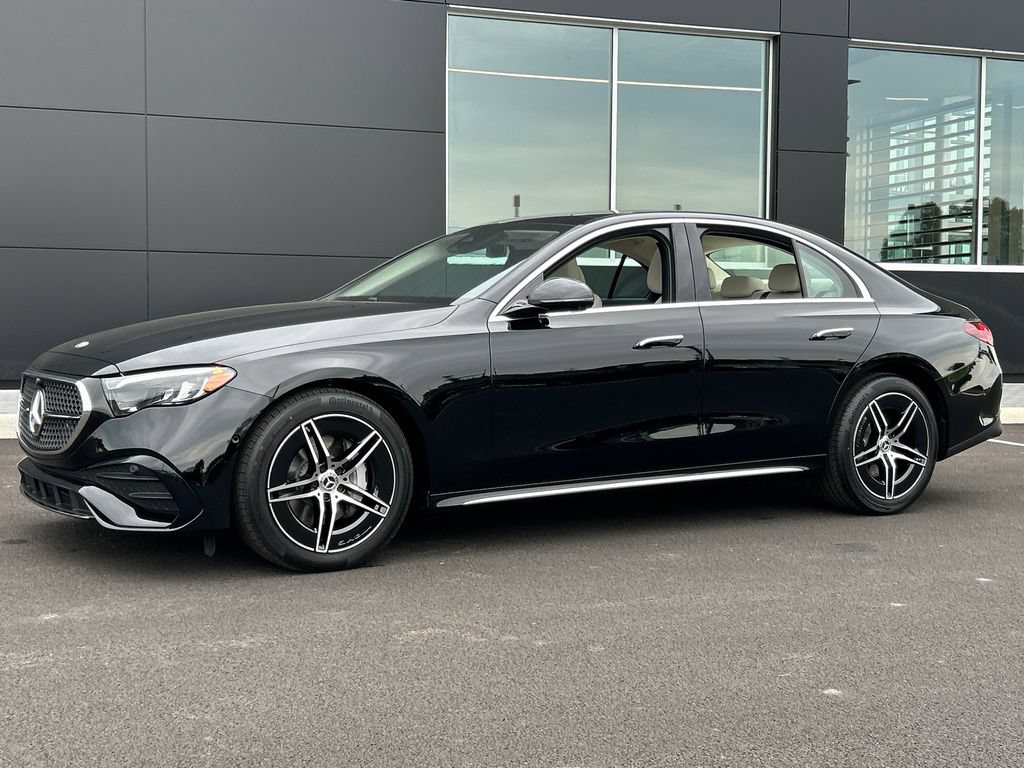 New 2026 Mercedes-Benz E 350 4MATIC Sedan video 1