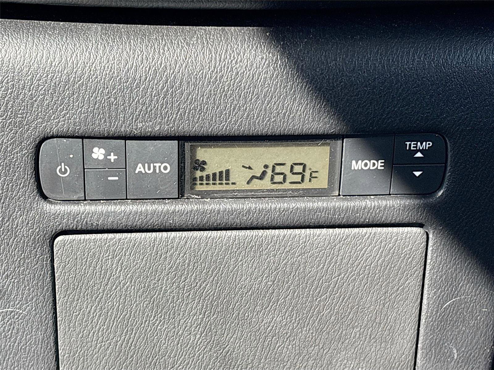 Used 2024 INFINITI QX80 Luxe image 26