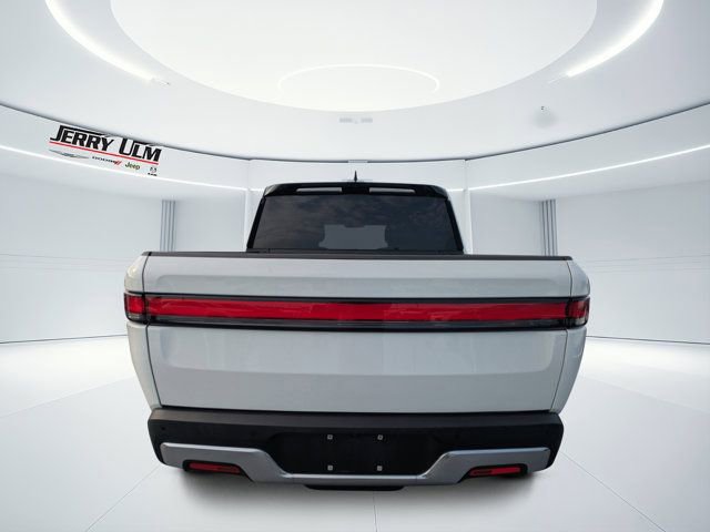Used 2022 Rivian R1T Adventure image 4