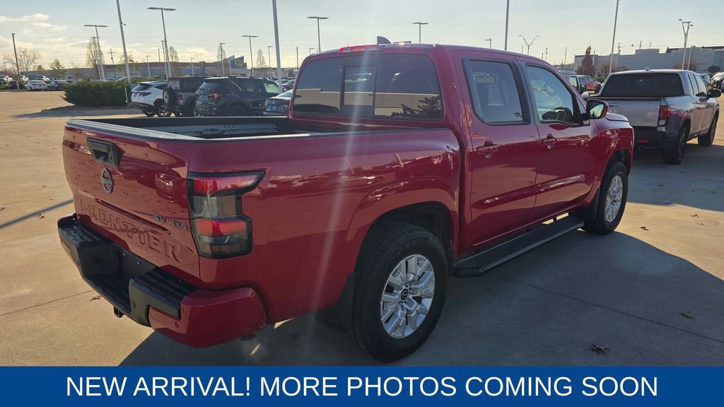 Used 2022 Nissan Frontier SV w/ SV Premium Package image 5