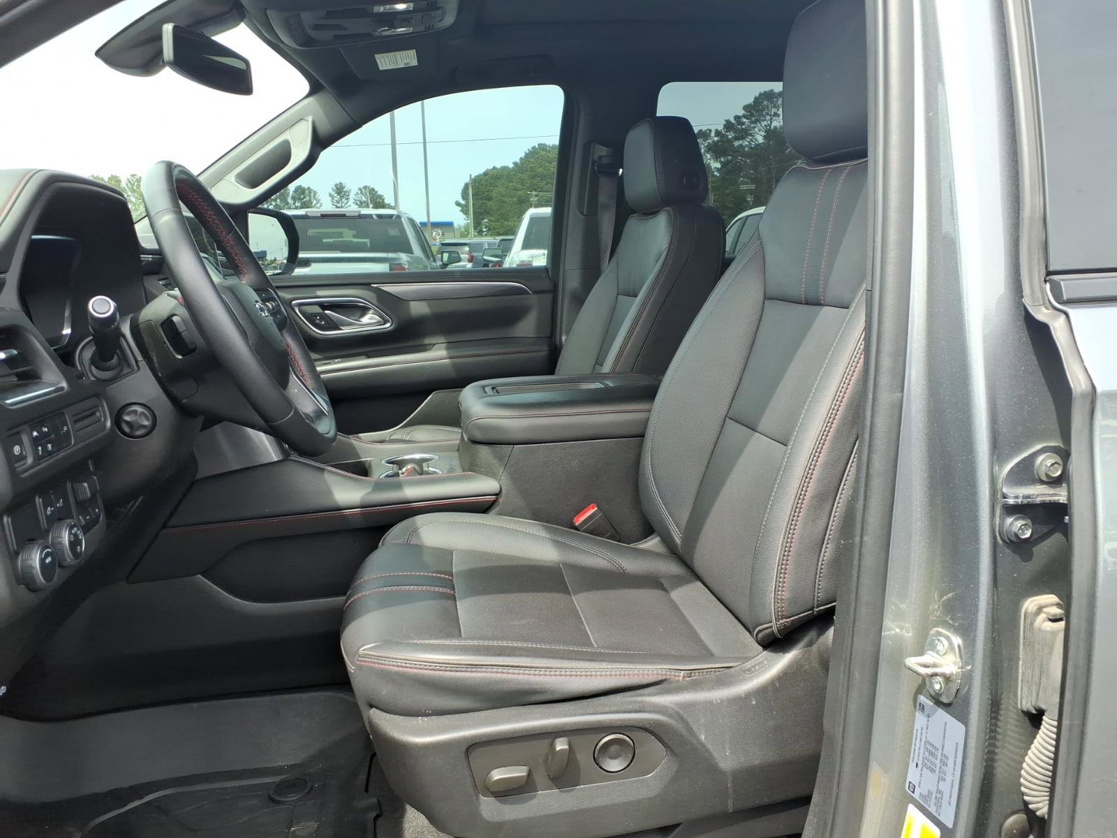 Used 2022 Chevrolet Tahoe RST w/ Luxury Package image 20