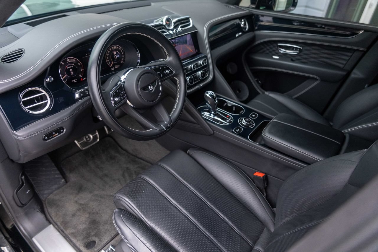 Certified 2024 Bentley Bentayga AWD/4WD image 26