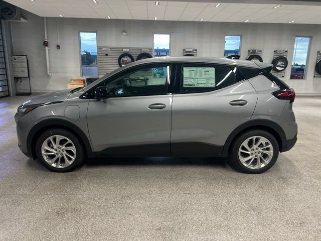 New 2027 Chevrolet Bolt LT w/ Comfort Package FWD image 9