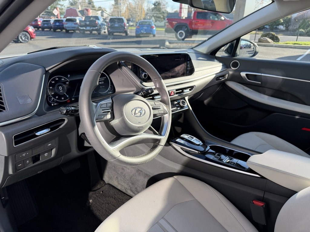 Used 2023 Hyundai Sonata SEL w/ Convenience Package image 16