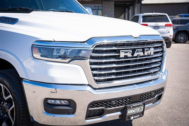 Used 2025 RAM 1500 Laramie image 4