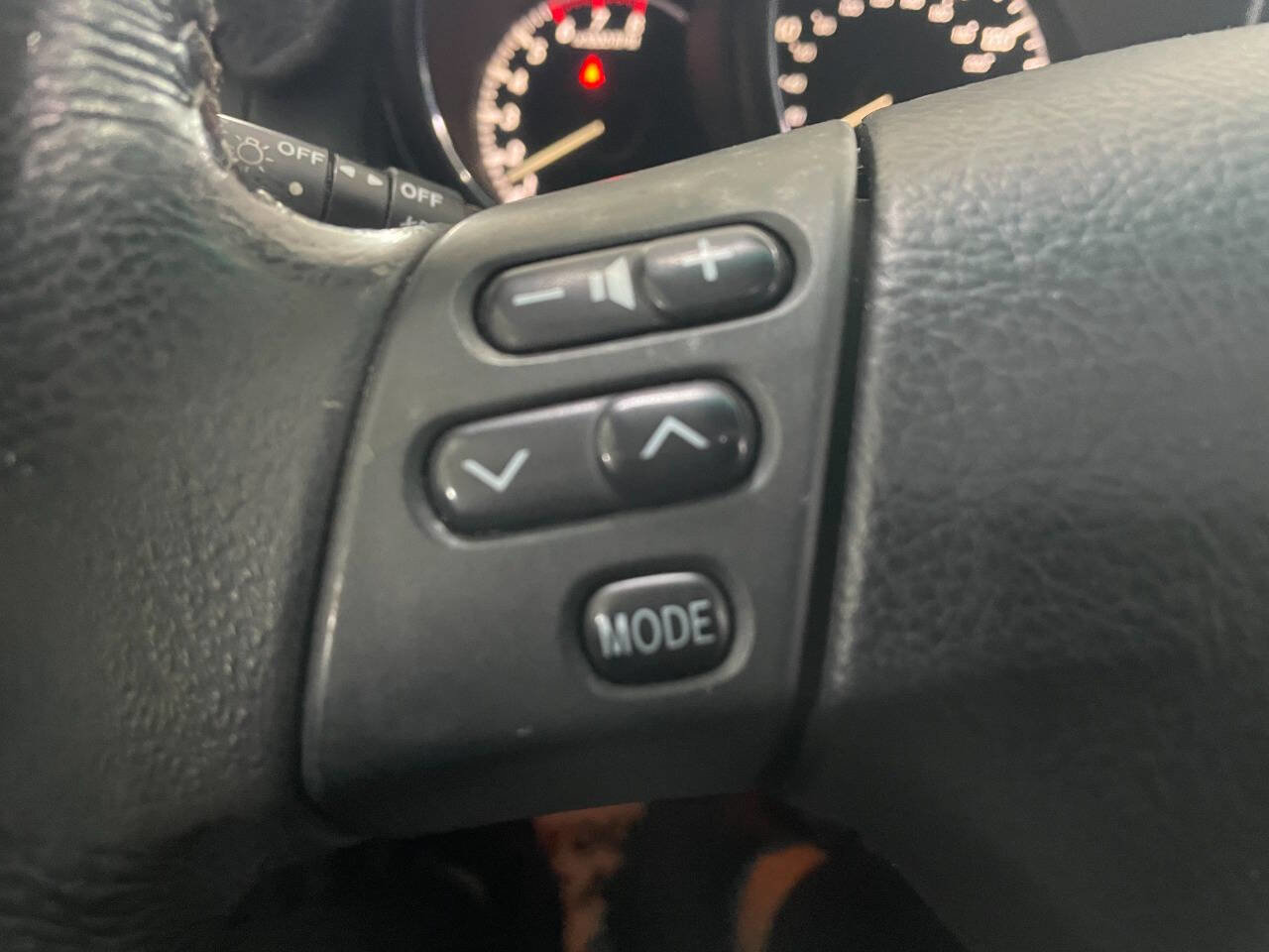 Used 2004 Lexus RX 330 AWD image 40