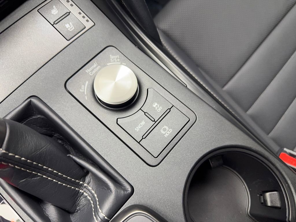 Used 2024 Lexus IS 500 image 69