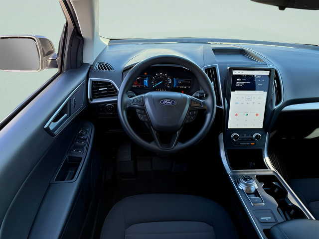 Certified 2024 Ford Edge SE w/ Black Appearance Package AWD/4WD image 7
