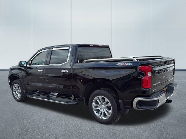 Used 2025 Chevrolet Silverado 1500 LTZ image 3