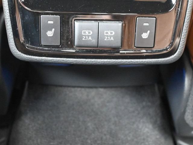 Used 2020 Toyota Avalon Limited w/ Advanced Safety Package FWD image 22