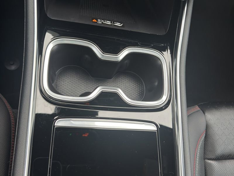 Used 2024 Chevrolet Traverse RS w/ LPO, Floor Liner Package image 23