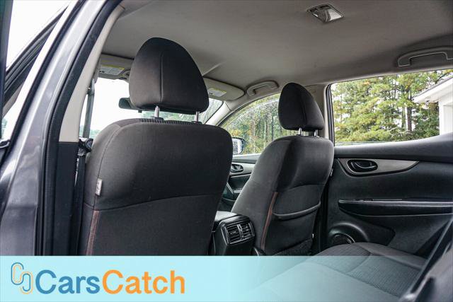 Used 2020 Nissan Rogue Sport S w/ Appearance Package FWD image 33