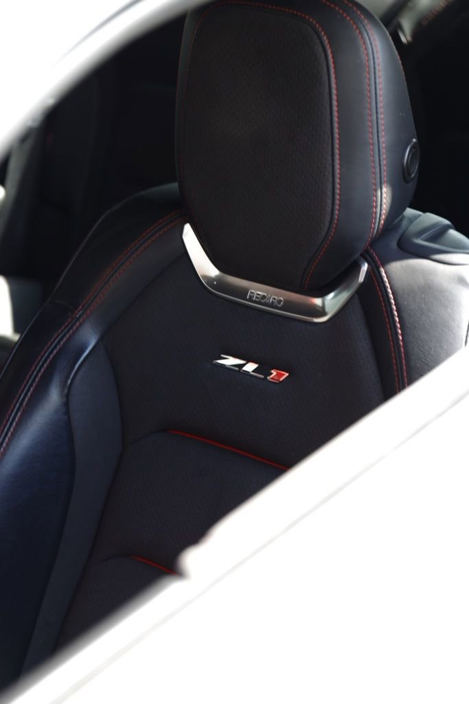 Used 2021 Chevrolet Camaro ZL1 RWD image 22