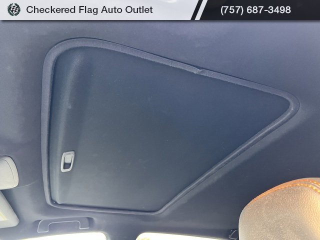 Used 2017 Toyota RAV4 SE image 22