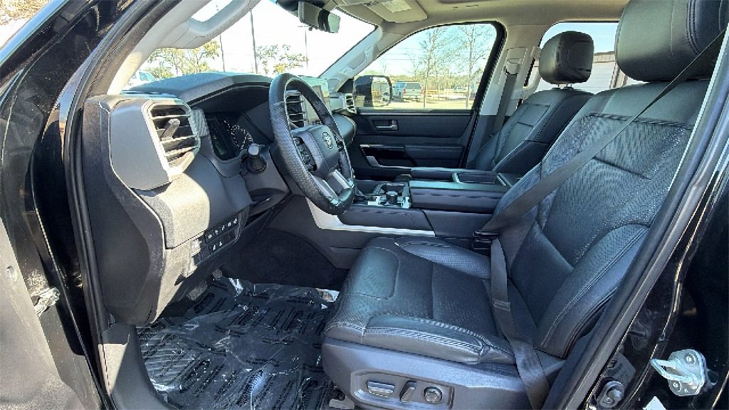 Used 2022 Toyota Tundra Limited image 16