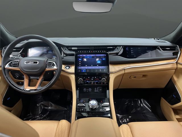 Used 2024 Jeep Grand Cherokee L Summit image 5