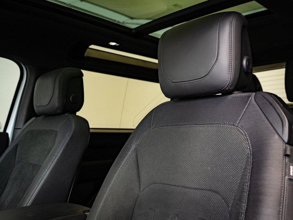 Used 2022 Land Rover Defender 90 V8 image 20