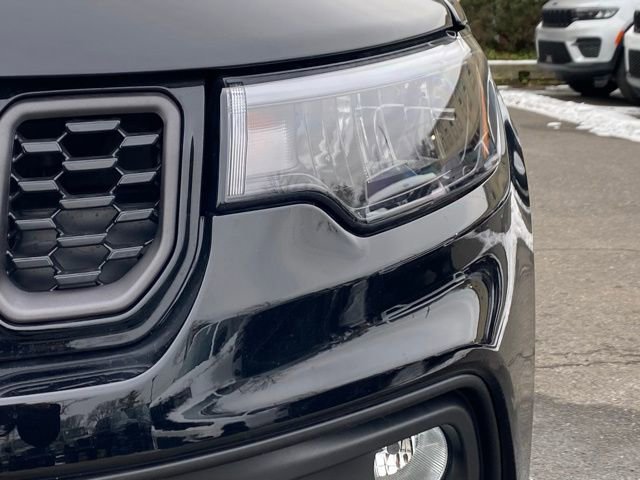 New 2026 Jeep Compass Latitude w/ Sun and Sound Group image 11