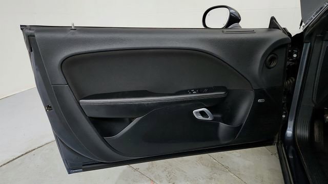 Used 2017 Dodge Challenger SXT w/ Driver Convenience Group image 11
