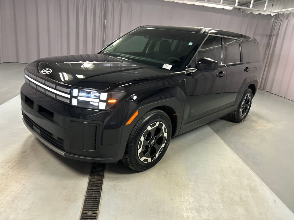 Used 2025 Hyundai Santa Fe SE image 3