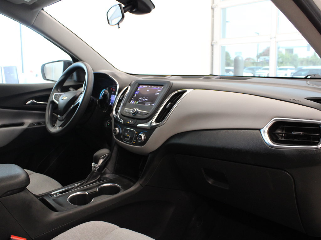 Used 2023 Chevrolet Equinox LS w/ LS Convenience Package FWD image 16